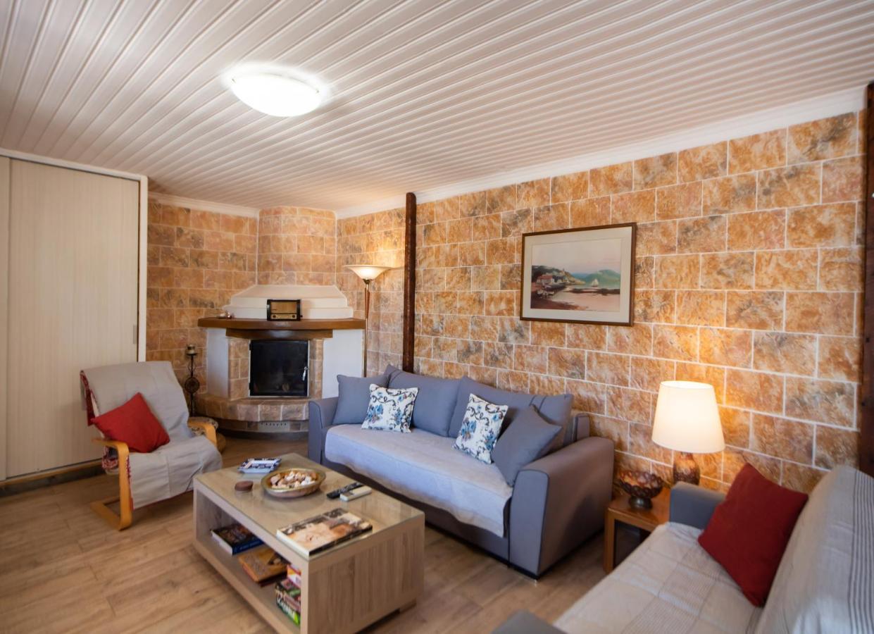 Lefkáda Borgo! Ευχάριστο Εξοχικό Σπίτι Δίπλα Στη Θάλασσα!! 빌라 외부 사진
